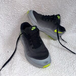 Nike Black and lime green Shoe Label